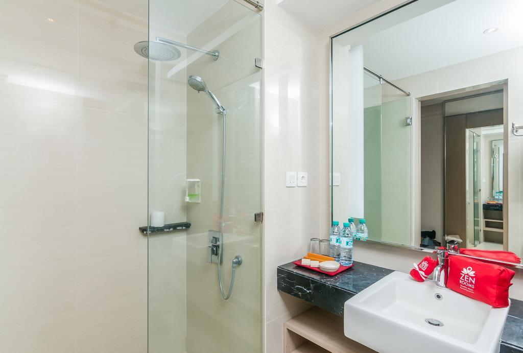 Zen Rooms Kuta Kubu Anyar 1 Buitenkant foto