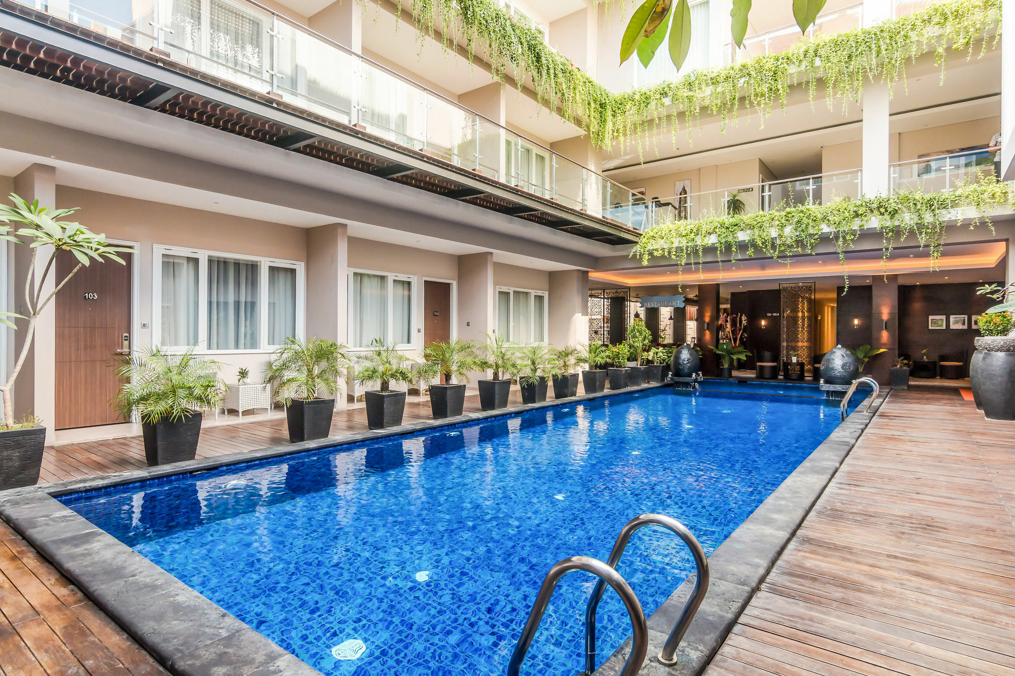 Zen Rooms Kuta Kubu Anyar 1 Buitenkant foto
